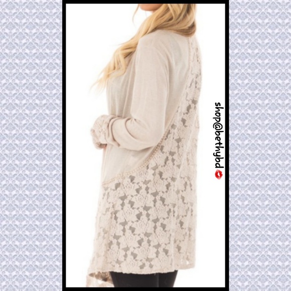1day Sale! Curvy lightweight wrap w/ lace - Picture 3 of 3